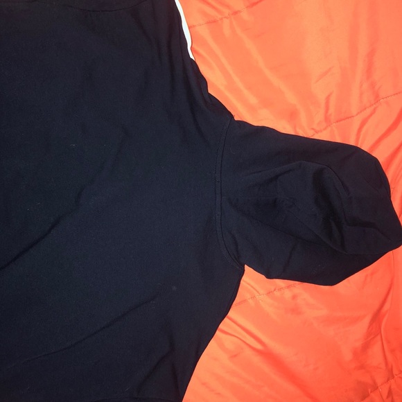 Sweater !! - Picture 3 of 4